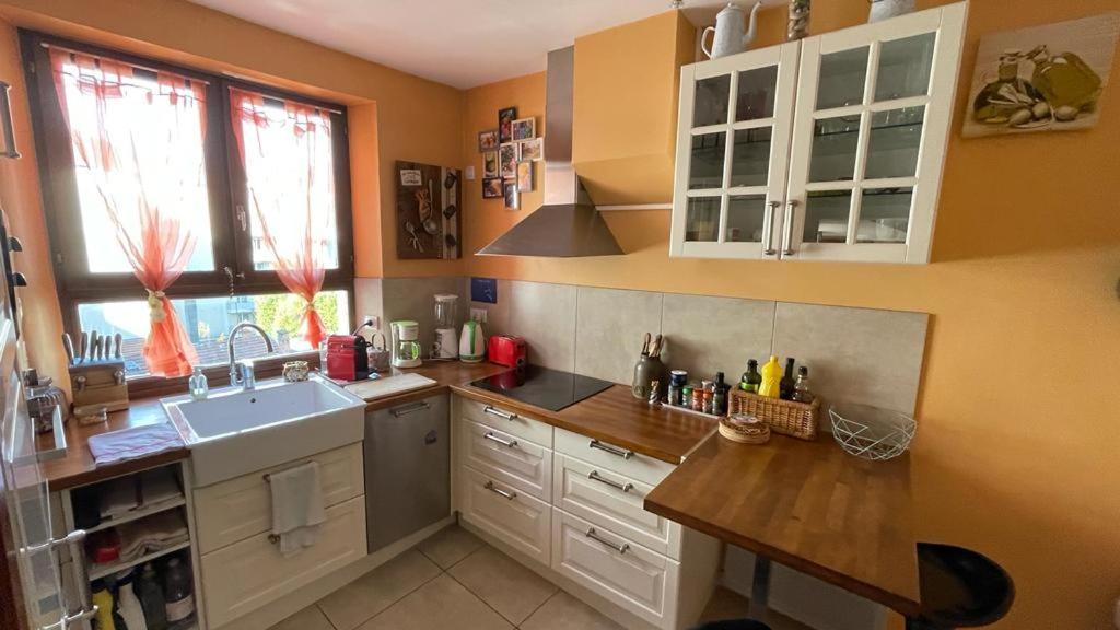 Cosy And Calm In Grenoble City Heart With Free And Large Parking Q-Park Chavant Esterno foto