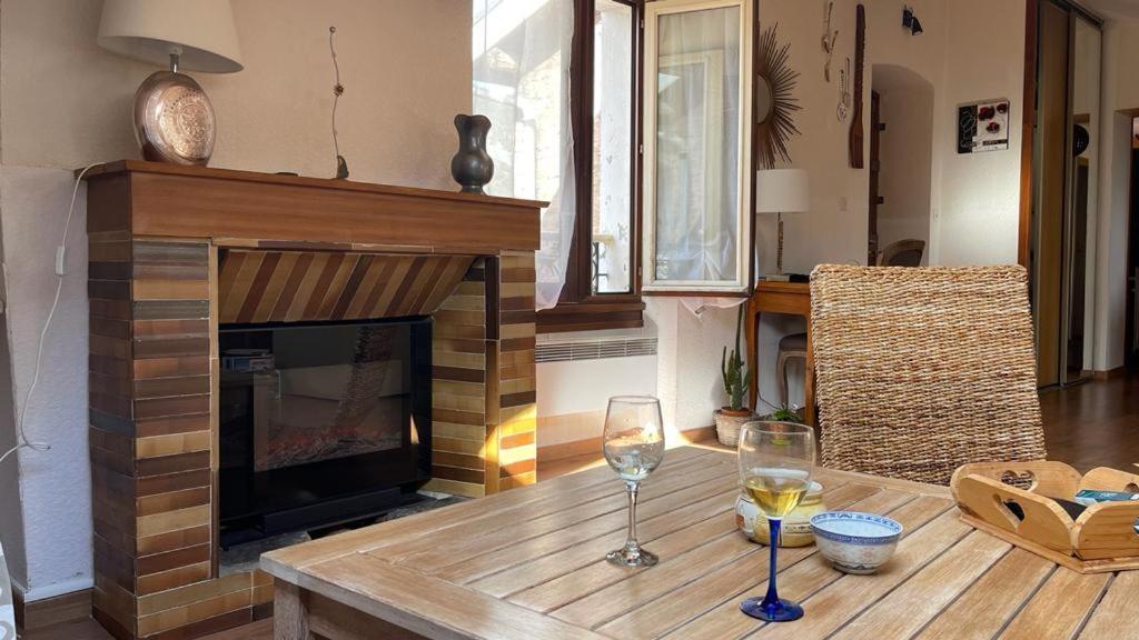 Cosy And Calm In Grenoble City Heart With Free And Large Parking Q-Park Chavant Esterno foto